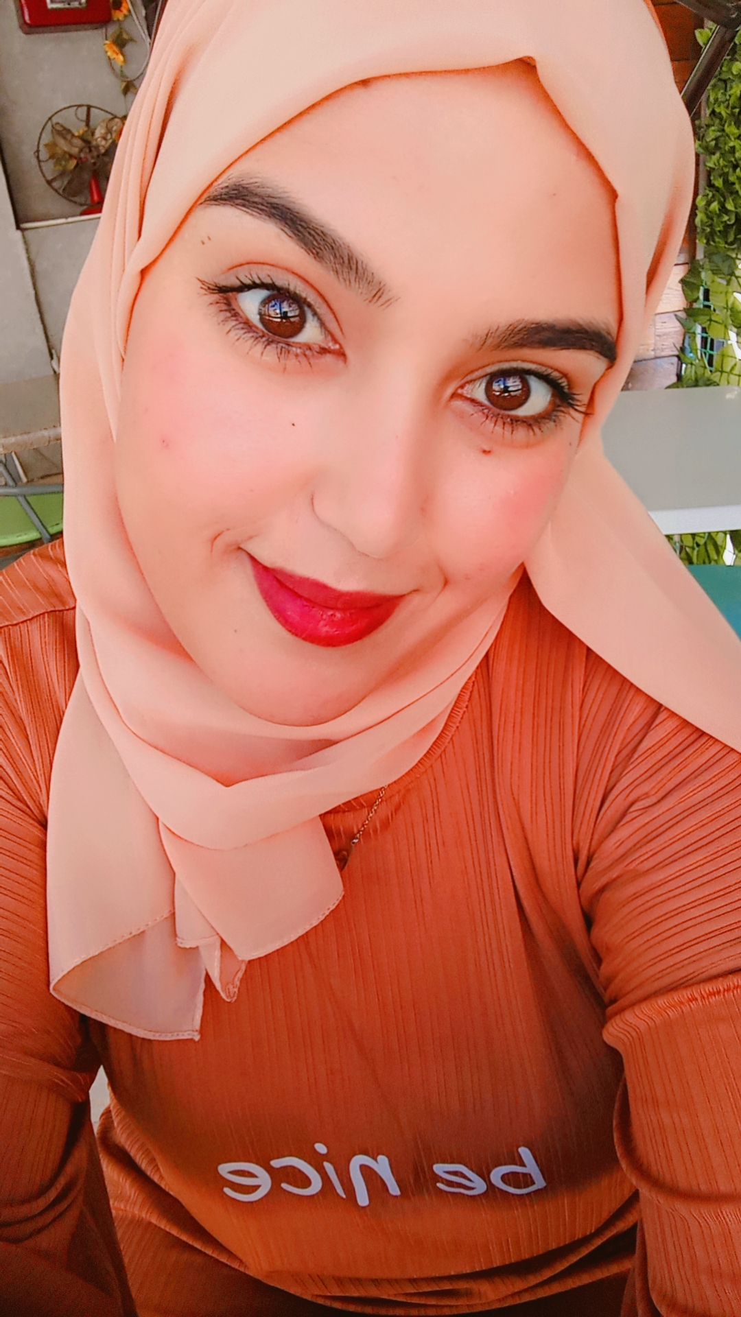 Rihana Amri_8cHNJ